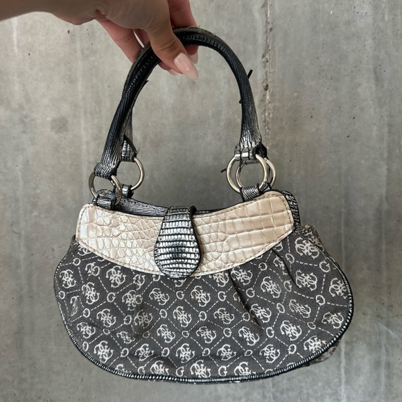 Y2K Guess mini bag - Picture 2 of 4